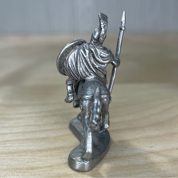 Vintage Ral Partha Pewter Mounted Roman Soldier with Spear PP 661 - Picture 5 of 8